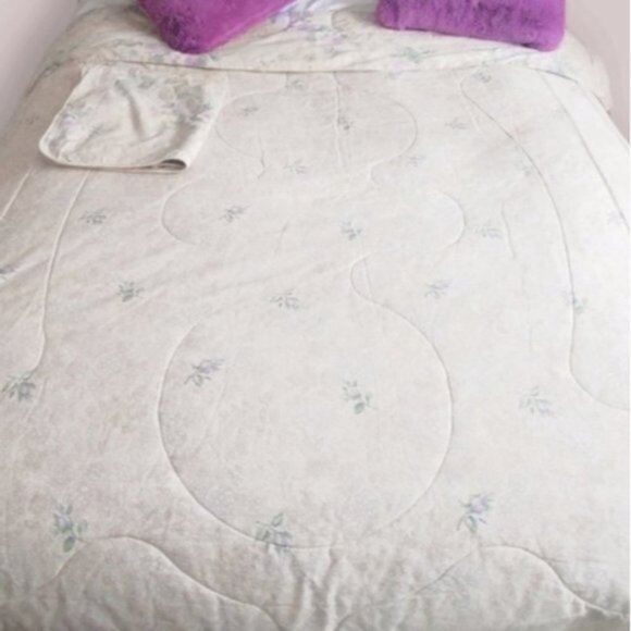 THE BAY Twin Duo Reversible Bed Lightweight Comforter - Picture 3 of 11